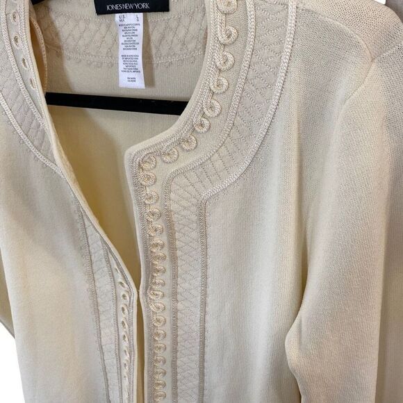 Vintage Jones New York Cream Blazer - Picture 3 of 5